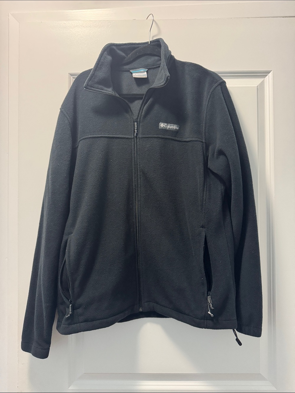 Columbia Black Full-Zip Lightweight Fleece Jacket